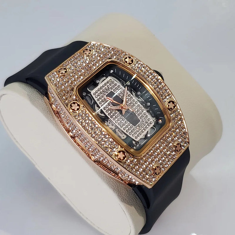 Relógio de diamante de luxo para mulheres Elegante Tonneau Design Original Relógios Moda Ice Out Sport Pulseira de borracha à prova d'água Mille Clock