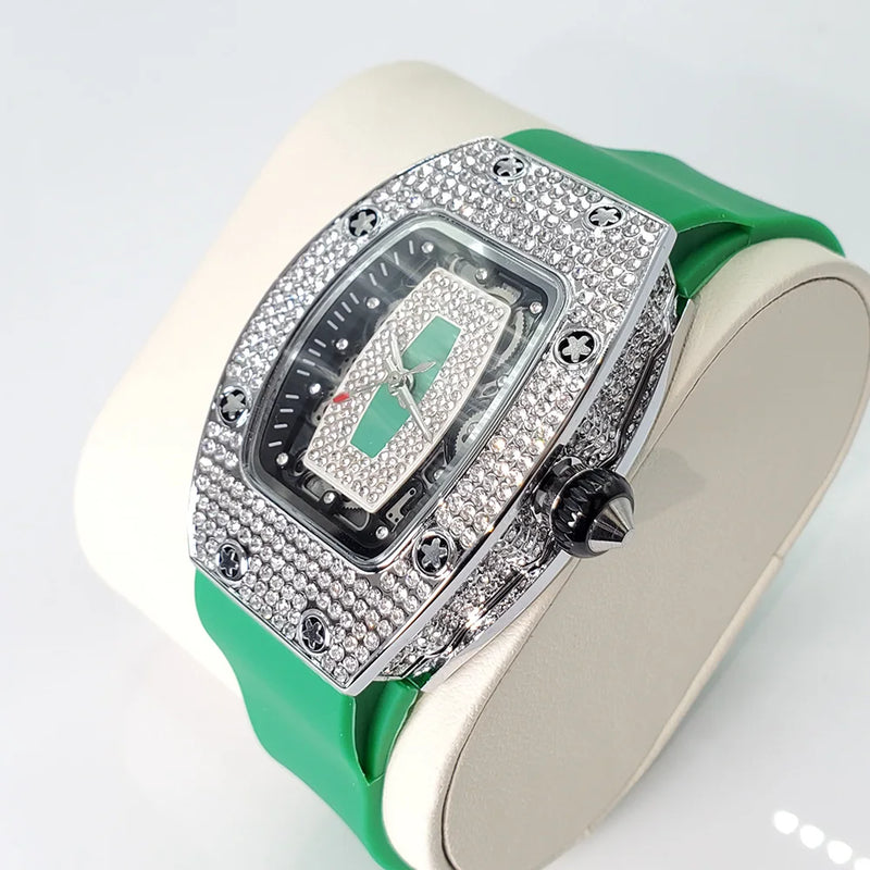 Relógio de diamante de luxo para mulheres Elegante Tonneau Design Original Relógios Moda Ice Out Sport Pulseira de borracha à prova d'água Mille Clock