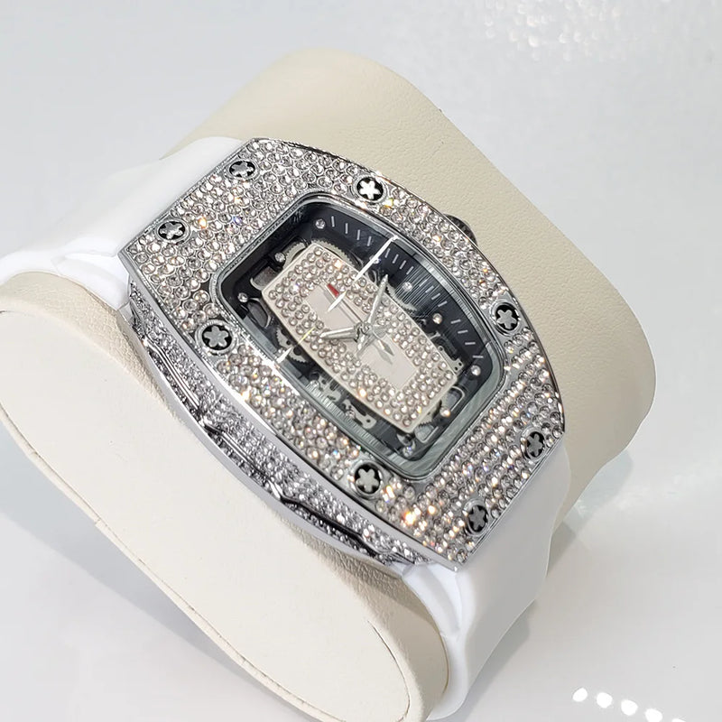 Relógio de diamante de luxo para mulheres Elegante Tonneau Design Original Relógios Moda Ice Out Sport Pulseira de borracha à prova d'água Mille Clock