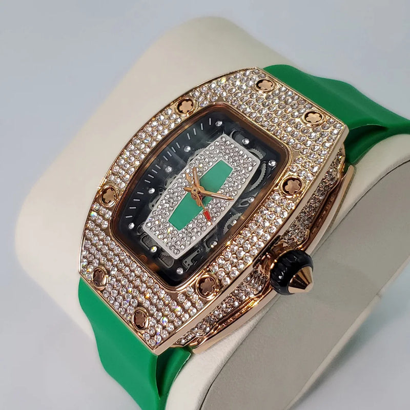 Relógio de diamante de luxo para mulheres Elegante Tonneau Design Original Relógios Moda Ice Out Sport Pulseira de borracha à prova d'água Mille Clock