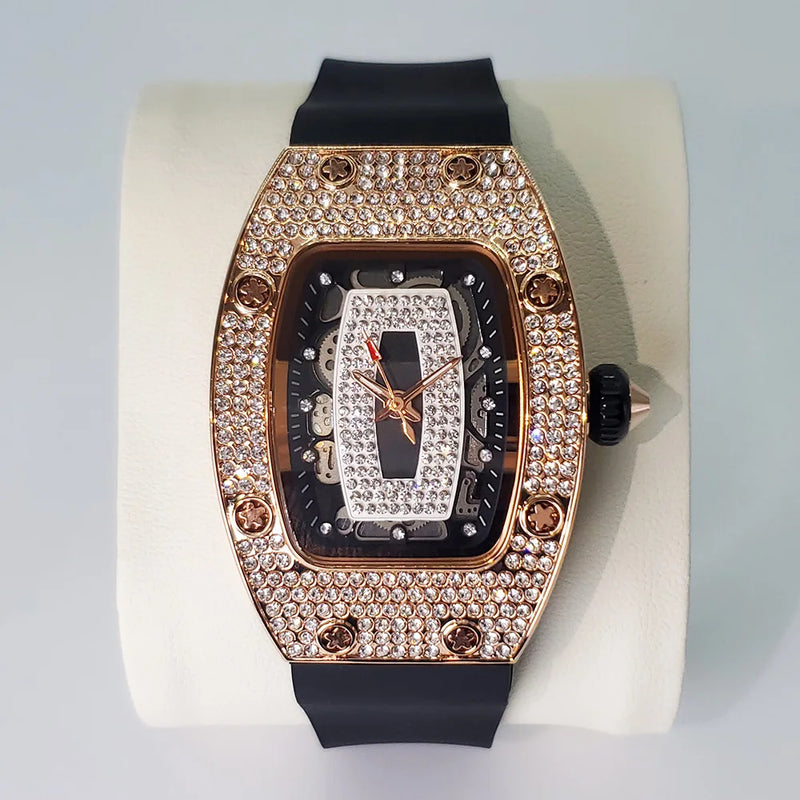 Relógio de diamante de luxo para mulheres Elegante Tonneau Design Original Relógios Moda Ice Out Sport Pulseira de borracha à prova d'água Mille Clock