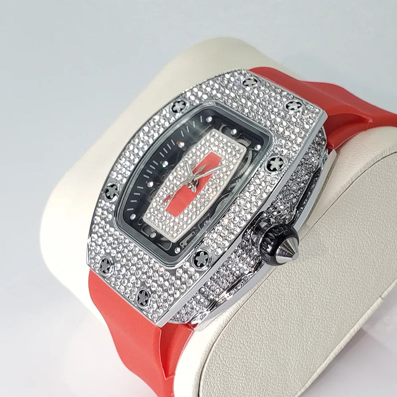 Relógio de diamante de luxo para mulheres Elegante Tonneau Design Original Relógios Moda Ice Out Sport Pulseira de borracha à prova d'água Mille Clock