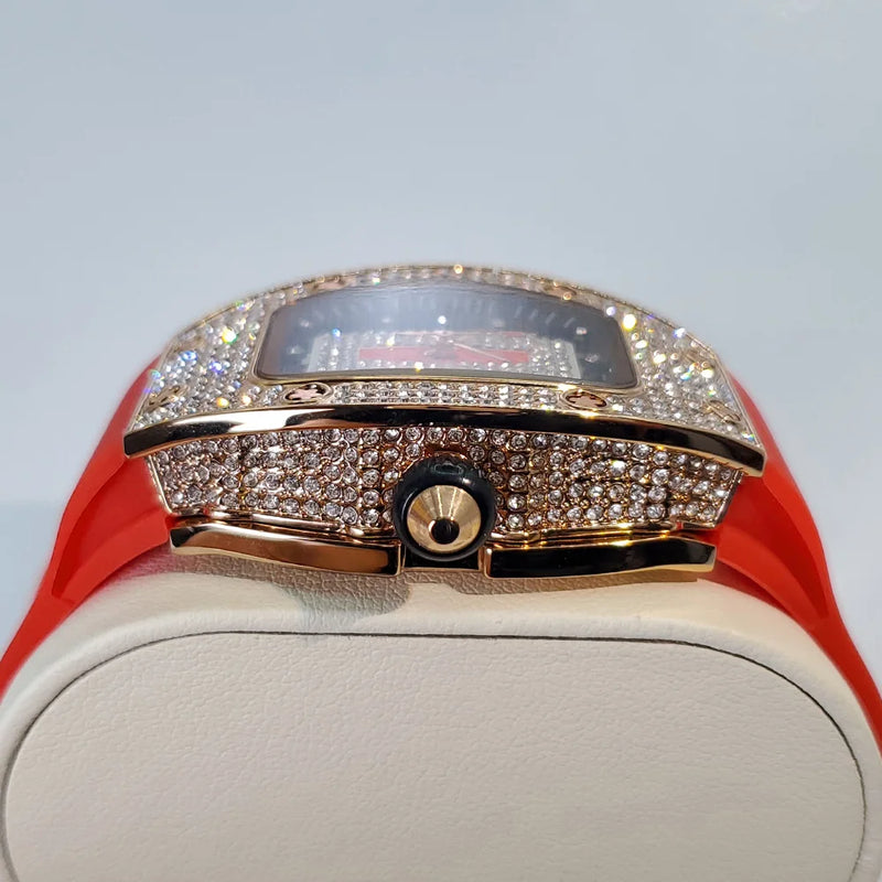 Relógio de diamante de luxo para mulheres Elegante Tonneau Design Original Relógios Moda Ice Out Sport Pulseira de borracha à prova d'água Mille Clock